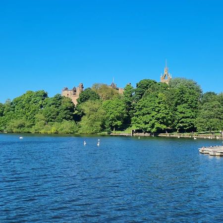 Stylish Home In Linlithgow With Free Parking 外观 照片