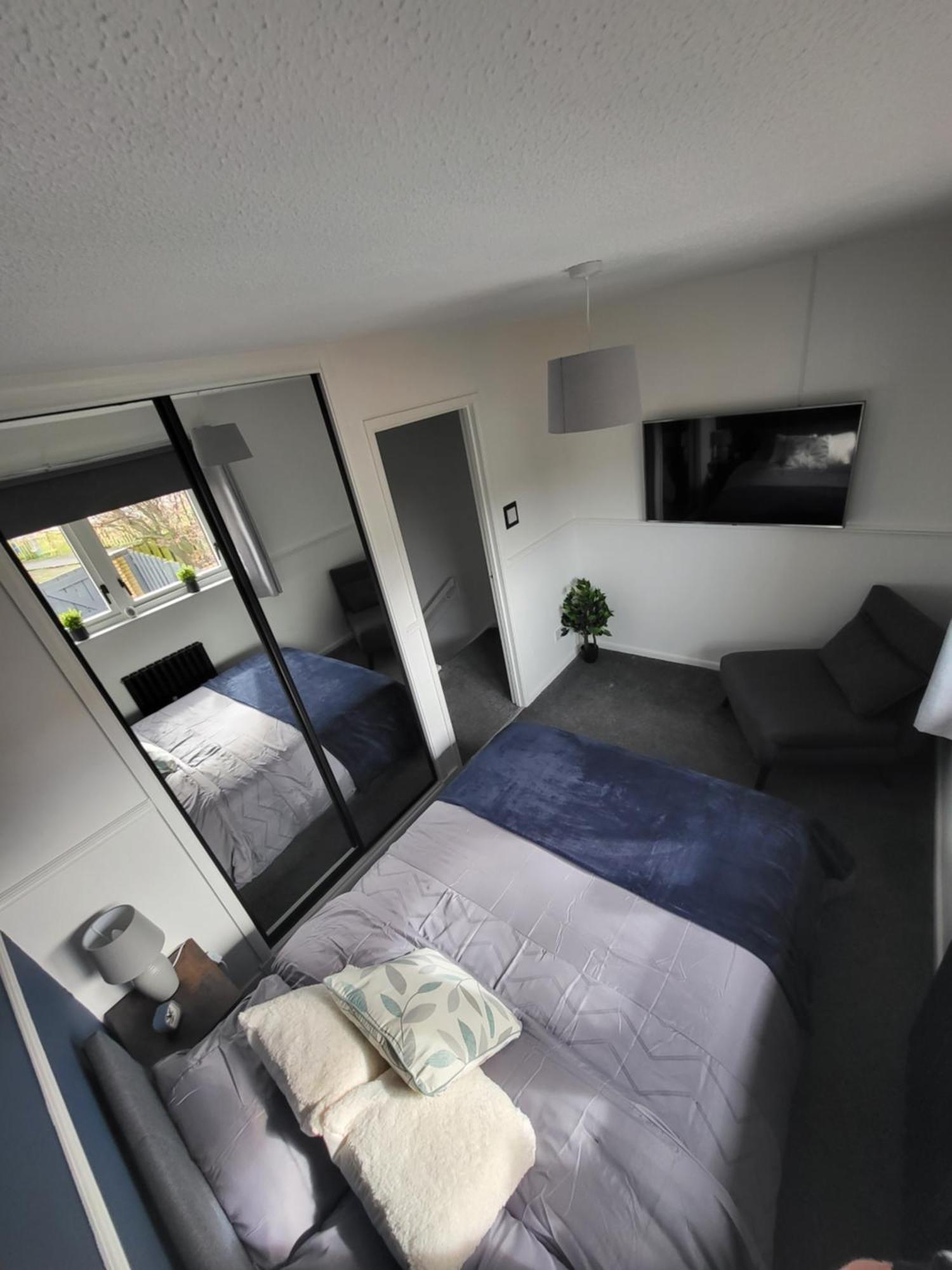 Stylish Home In Linlithgow With Free Parking 外观 照片