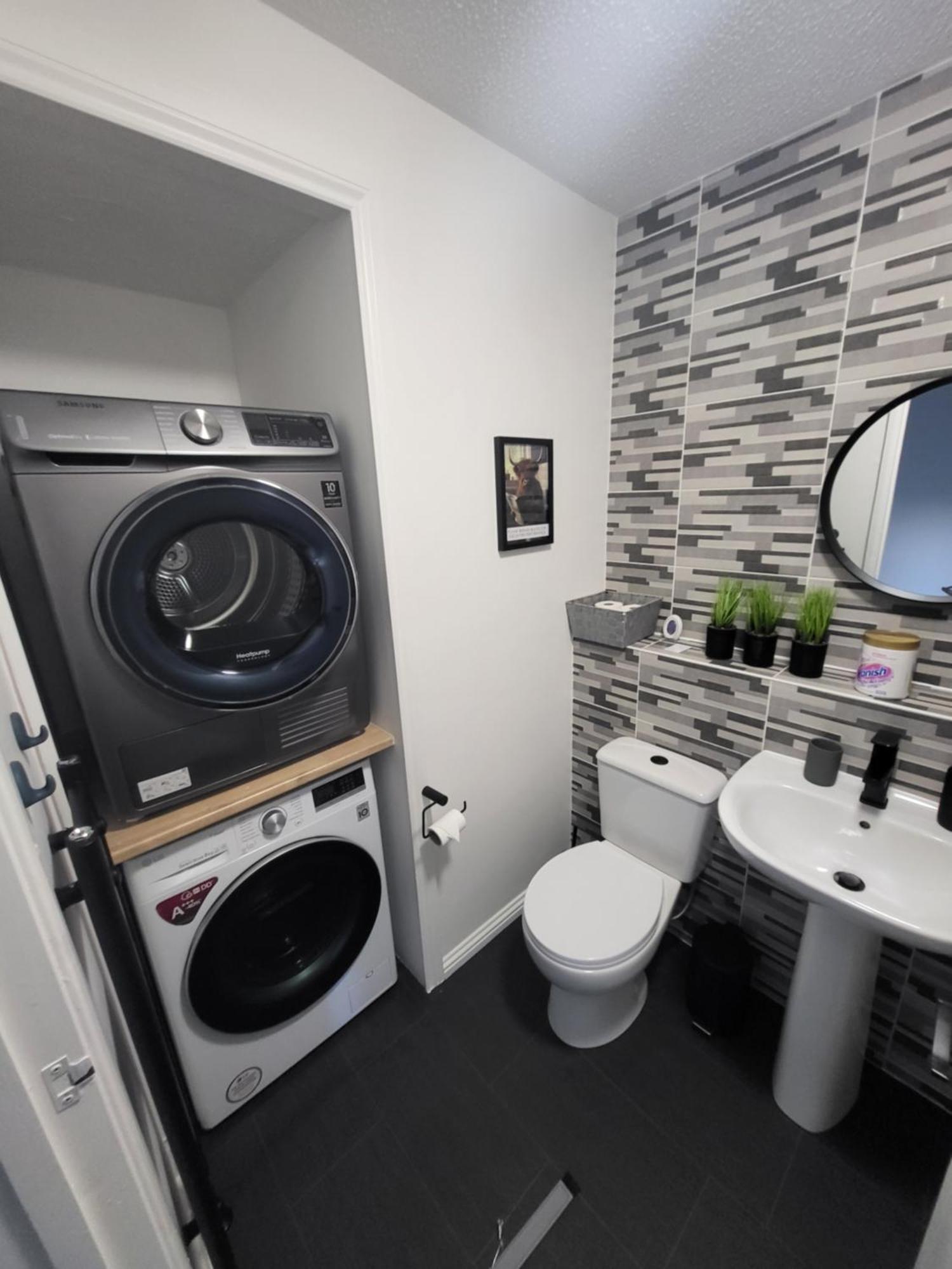 Stylish Home In Linlithgow With Free Parking 外观 照片